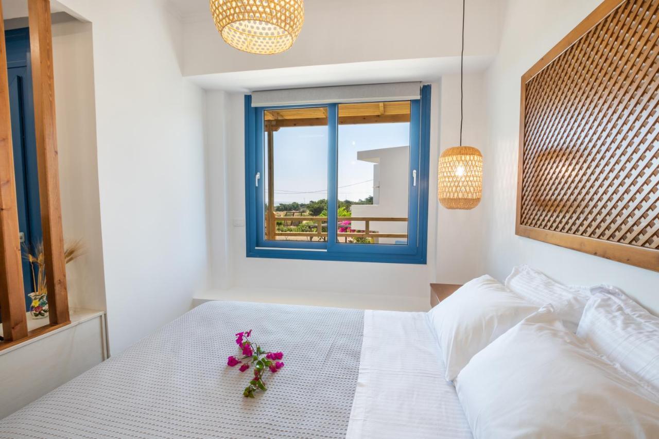 Venetia'S Apartments Lefkos  エクステリア 写真
